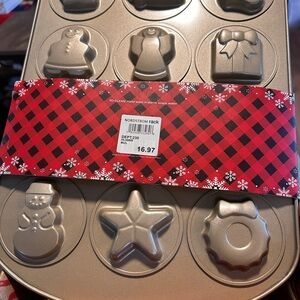 Nordstrom Gold Festive Cookie Mold‎